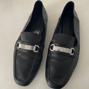 DKNY loafers size 10 black